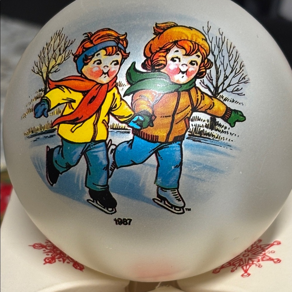 Vintage 1987 Campbell’s Kids Skating Children Xmas Ornament